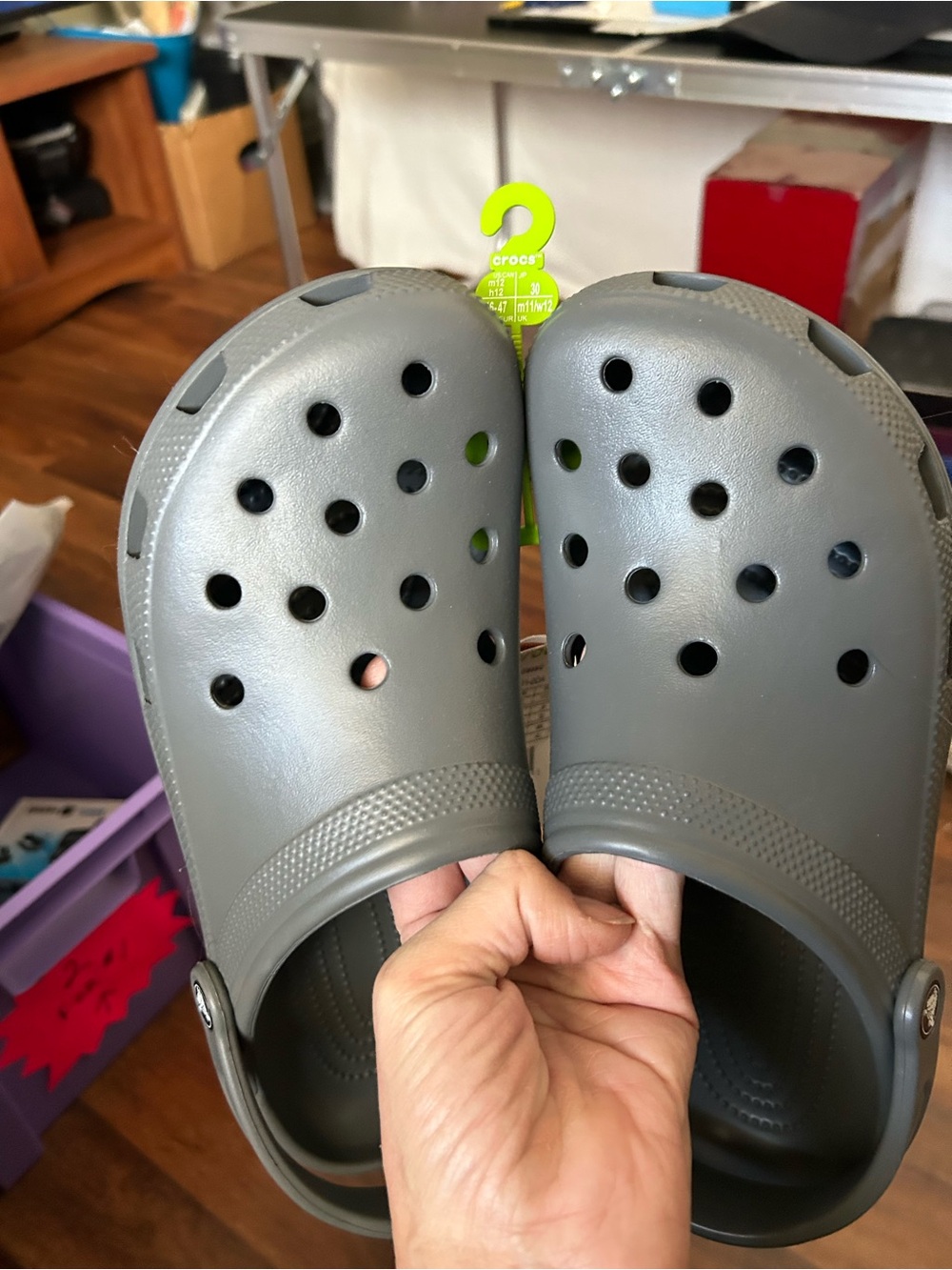 CROCS Classic Clog in Gray